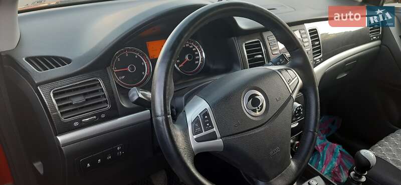 Внедорожник / Кроссовер SsangYong Korando 2013 в Киеве