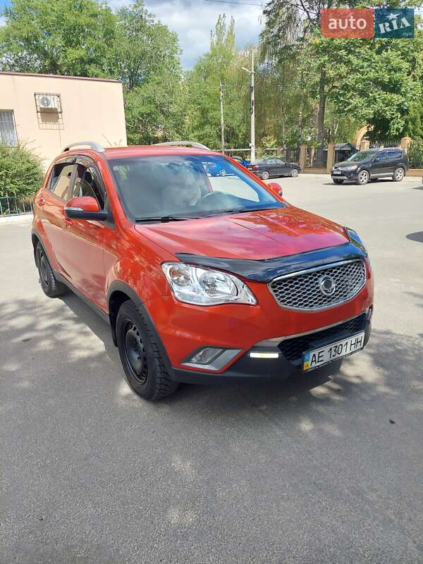 Внедорожник / Кроссовер SsangYong Korando 2012 в 