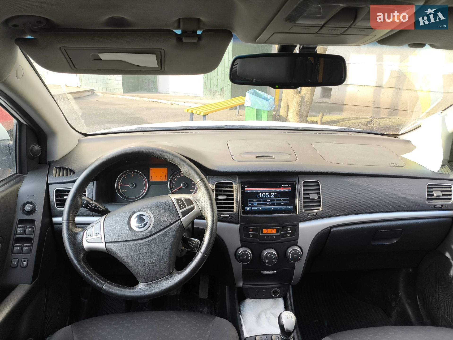 2011 SsangYong Korando - мініатюра 8