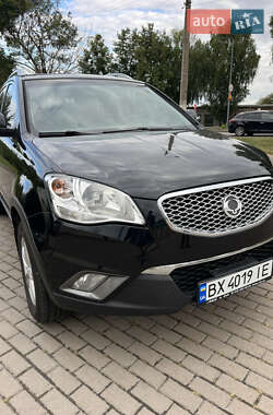 Внедорожник / Кроссовер SsangYong Korando 2013 в 