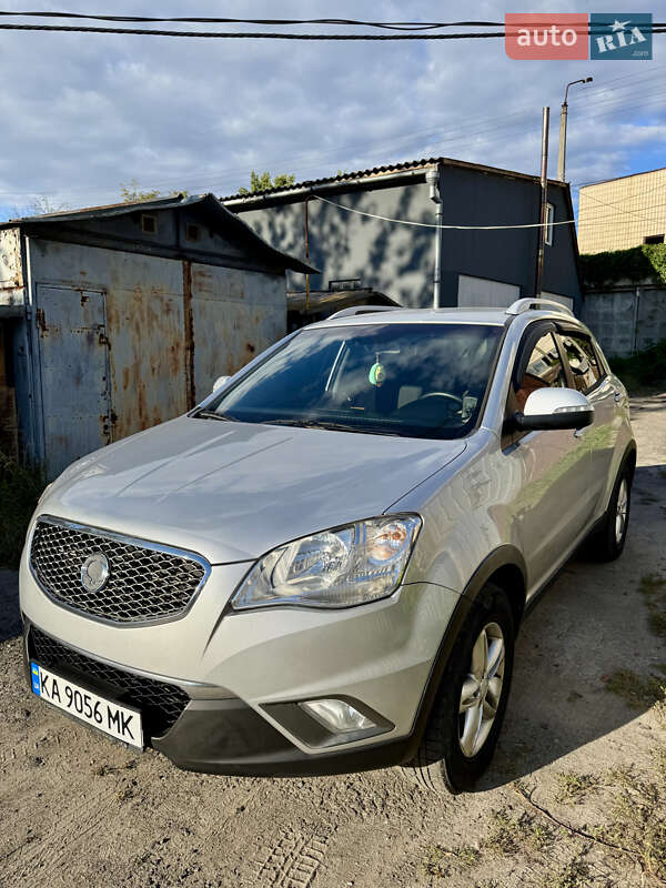 Внедорожник / Кроссовер SsangYong Korando 2011 в 