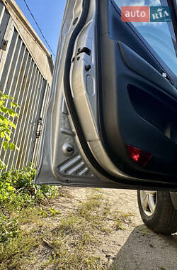 Внедорожник / Кроссовер SsangYong Korando 2011 в 