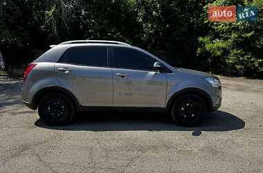 Позашляховик / Кросовер SsangYong Korando 2013 в 