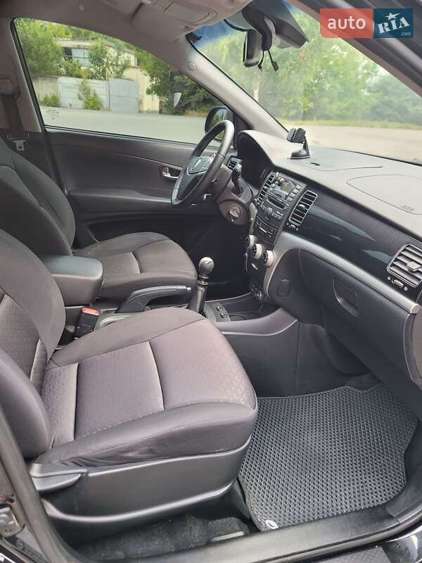 Позашляховик / Кросовер SsangYong Korando 2012 в Віньківцях
