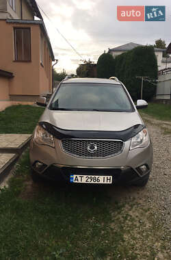 Позашляховик / Кросовер SsangYong Korando 2013 в 