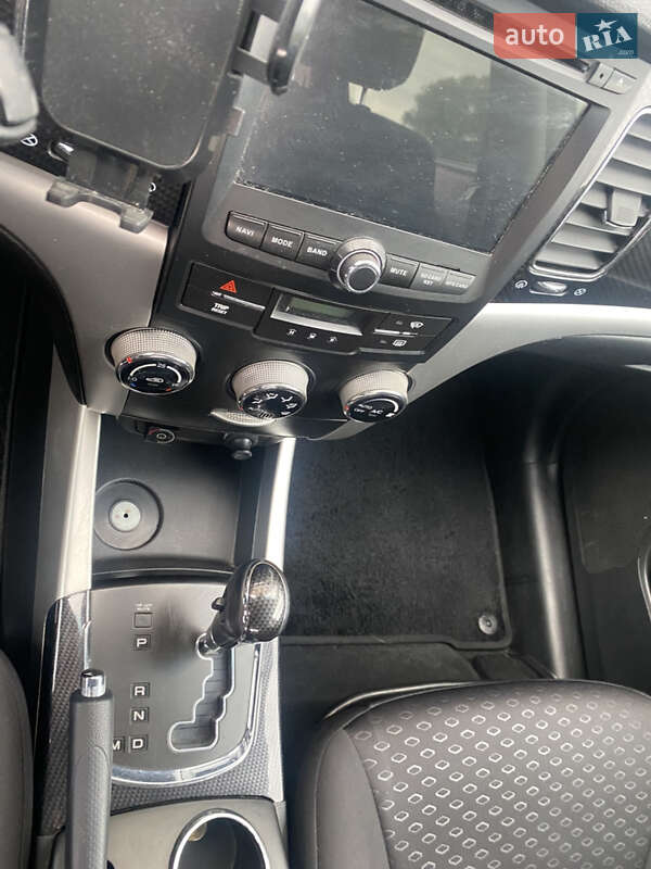 Внедорожник / Кроссовер SsangYong Korando 2013 в Хмельницком