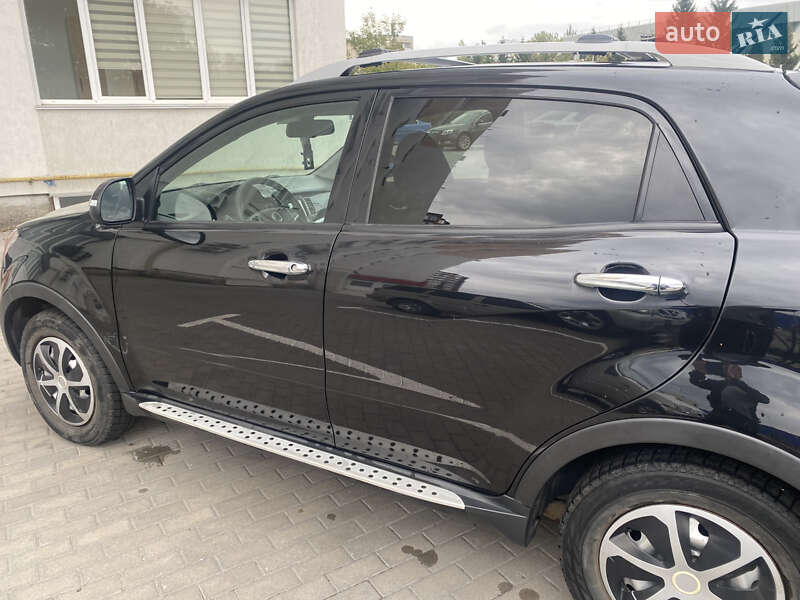 Внедорожник / Кроссовер SsangYong Korando 2013 в Хмельницком