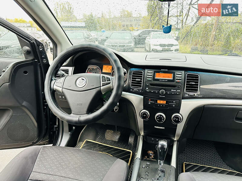 Позашляховик / Кросовер SsangYong Korando 2012 в Харкові