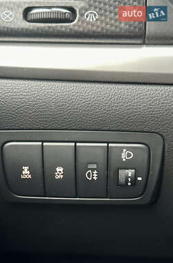Внедорожник / Кроссовер SsangYong Korando 2013 в 