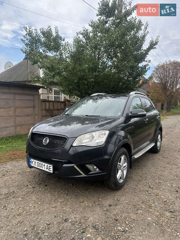 Позашляховик / Кросовер SsangYong Korando 2011 в 