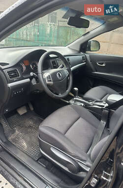 Позашляховик / Кросовер SsangYong Korando 2011 в 