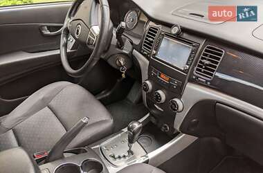 Внедорожник / Кроссовер SsangYong Korando 2013 в 