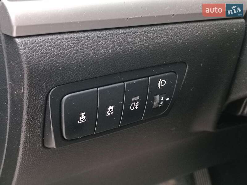 Внедорожник / Кроссовер SsangYong Korando 2013 в Харькове