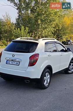Позашляховик / Кросовер SsangYong Korando 2012 в 