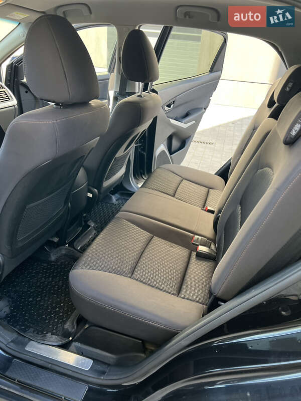 Внедорожник / Кроссовер SsangYong Korando 2014 в Ивано-Франковске фото 13 Внедорожник / Кроссовер SsangYong Korando 2014 в Ивано-Франковске