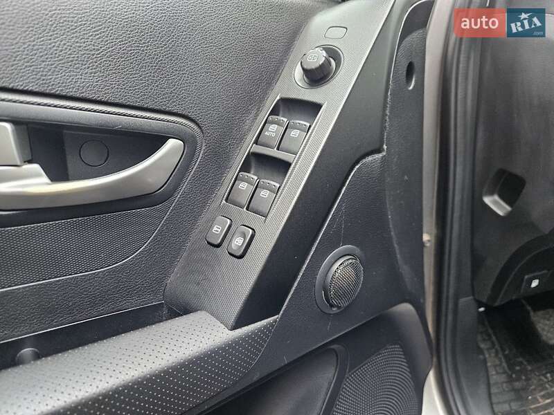 Внедорожник / Кроссовер SsangYong Korando 2013 в Кропивницком фото 11 Внедорожник / Кроссовер SsangYong Korando 2013 в Кропивницком