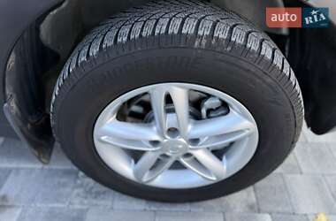 Позашляховик / Кросовер SsangYong Korando 2013 в  фото 8 Позашляховик / Кросовер SsangYong Korando 2013 в