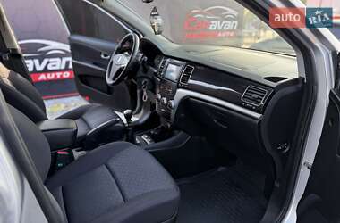 Позашляховик / Кросовер SsangYong Korando 2013 в  фото 24 Позашляховик / Кросовер SsangYong Korando 2013 в