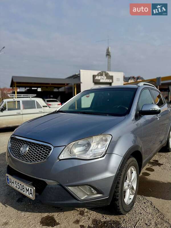 Позашляховик / Кросовер SsangYong Korando 2012 в Ужгороді