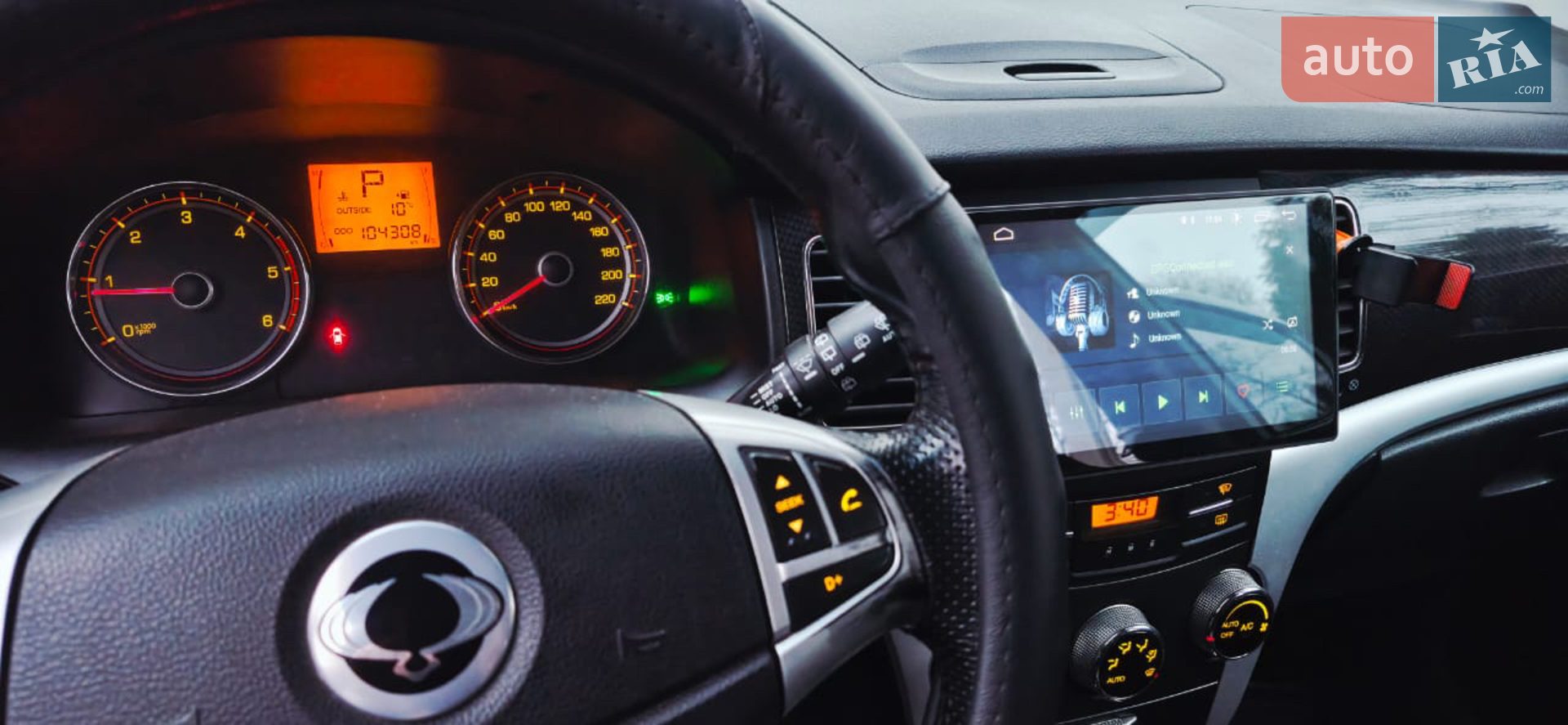 2013 SsangYong Korando - мініатюра 12