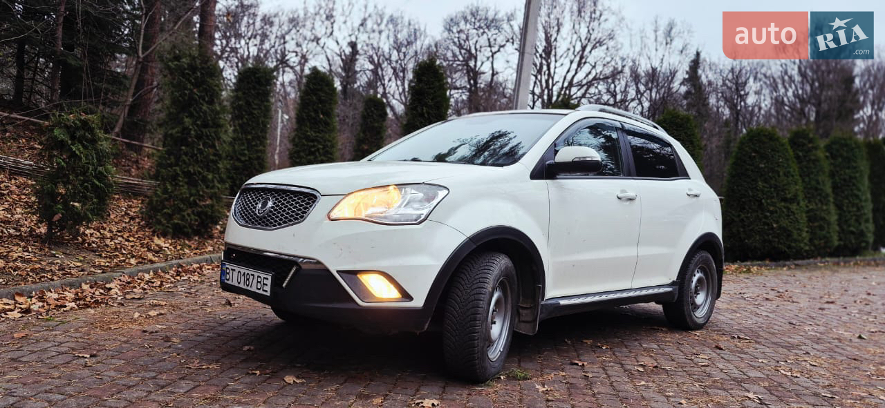 2014 SsangYong Korando - мініатюра 27