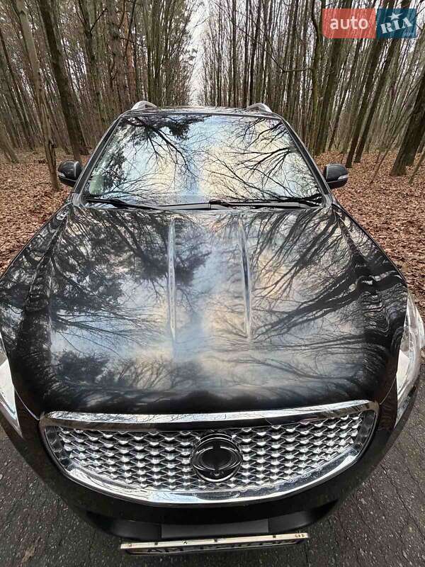 Позашляховик / Кросовер SsangYong Korando 2013 в Житомирі