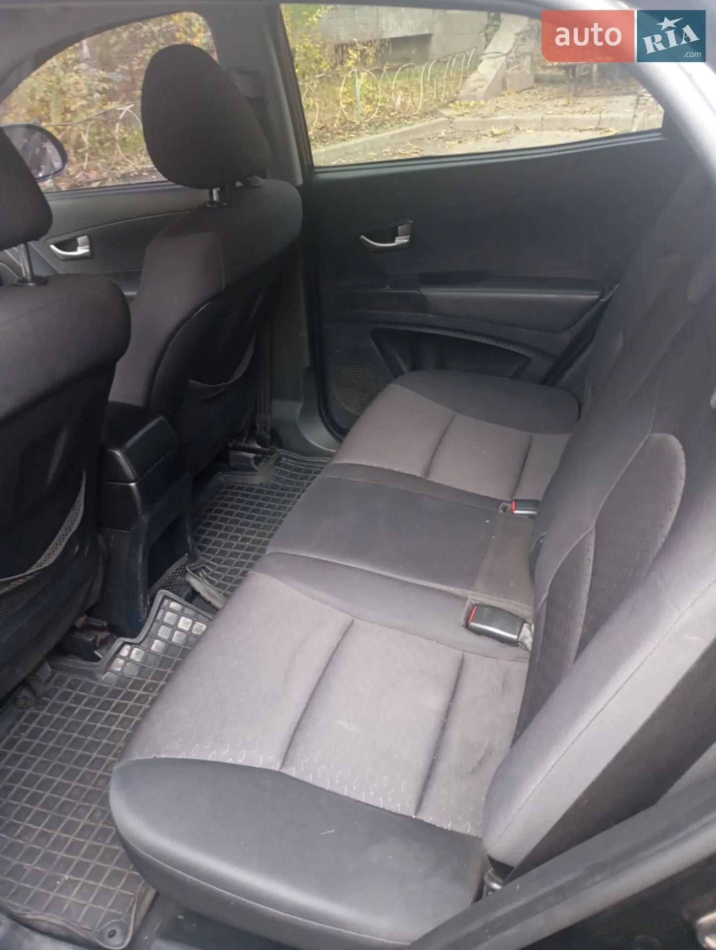 2012 SsangYong Korando - мініатюра 10