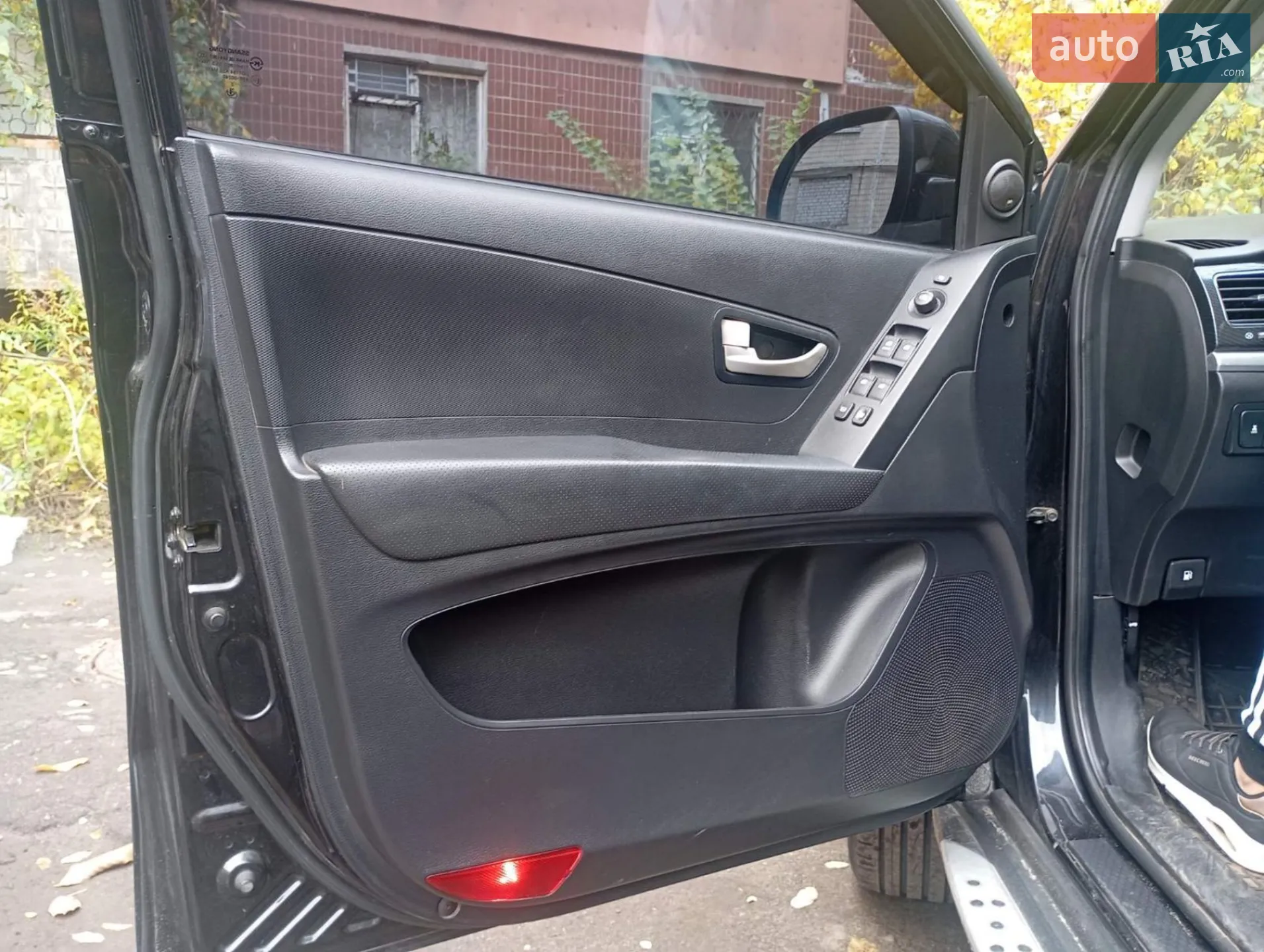2012 SsangYong Korando - мініатюра 15