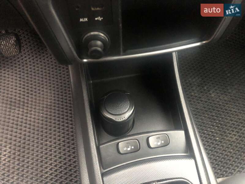 Позашляховик / Кросовер SsangYong Korando 2014 в Одесі фото 11 Позашляховик / Кросовер SsangYong Korando 2014 в Одесі