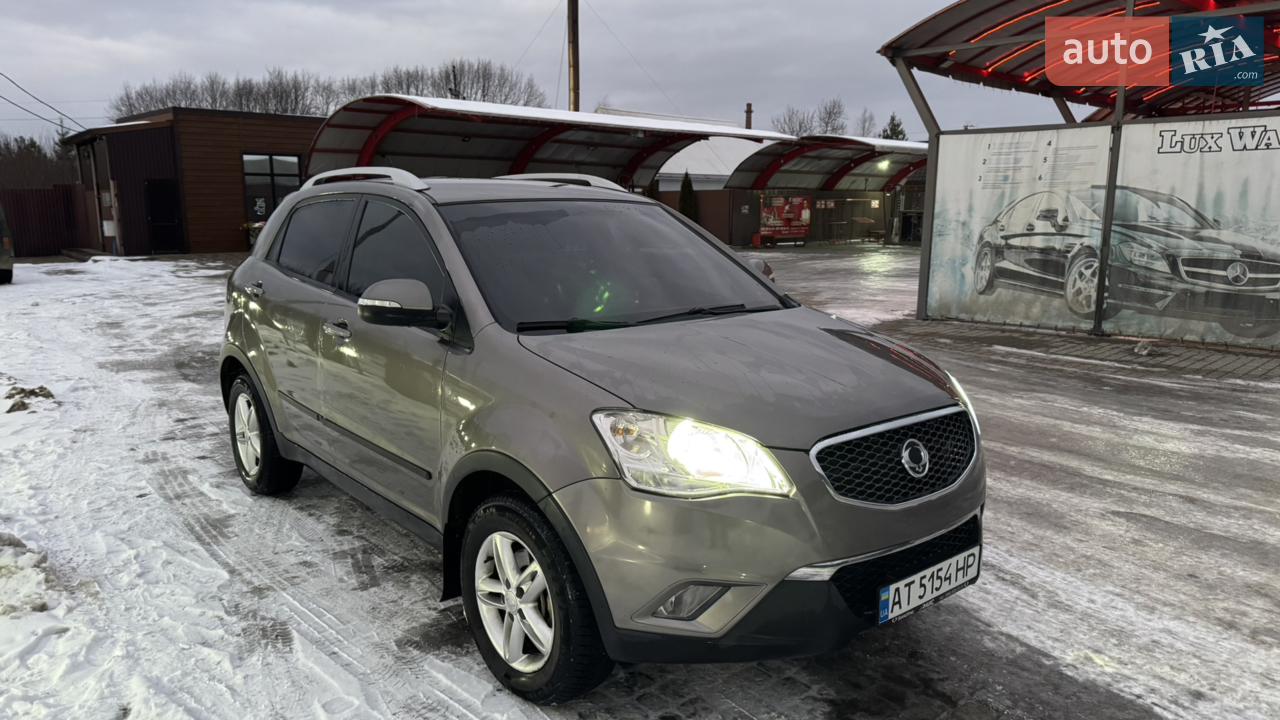 Надійний і комфортний кросовер у чудовому стані — SsangYong Korando з економним 2.0-літровим дизелем і автоматичною коробкою передач та повним приводом.Автомобіль доглянутий, технічно справний, вкладень не потребує !