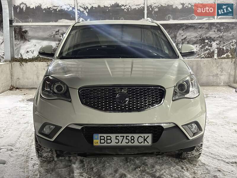 Внедорожник / Кроссовер SsangYong Korando 2013 в Киеве фото 2 Внедорожник / Кроссовер SsangYong Korando 2013 в Киеве