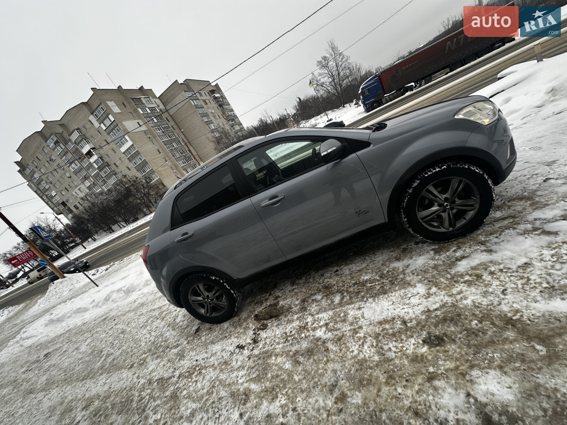 2011 SsangYong Korando - мініатюра 3