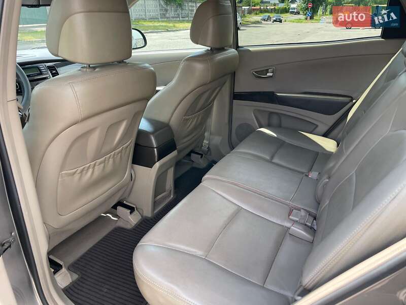 Внедорожник / Кроссовер SsangYong Korando 2012 в Киеве