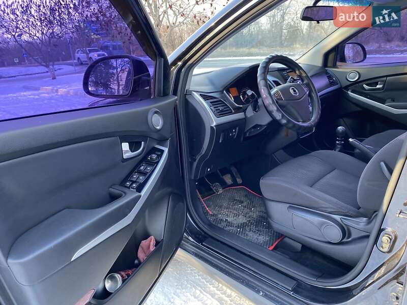 Внедорожник / Кроссовер SsangYong Korando 2014 в Харькове фото 29 Внедорожник / Кроссовер SsangYong Korando 2014 в Харькове