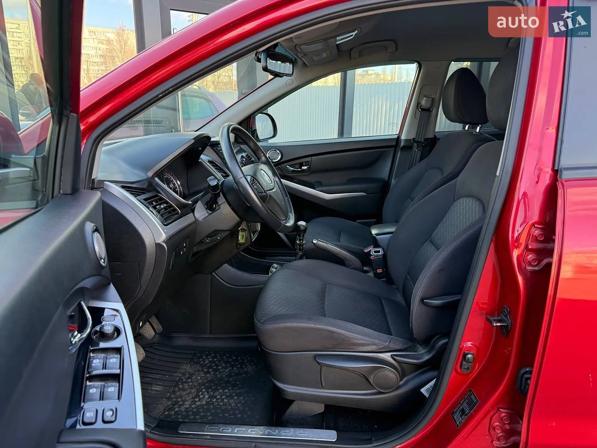 2013 SsangYong Korando - мініатюра 9