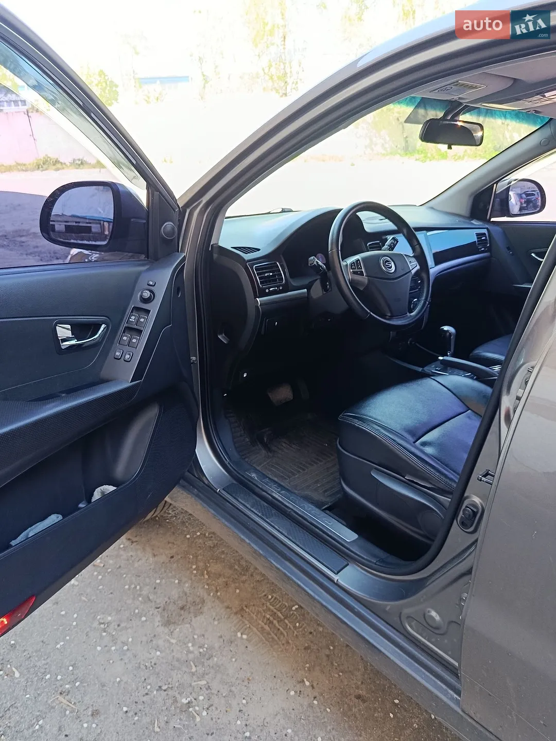 2011 SsangYong Korando - мініатюра 7