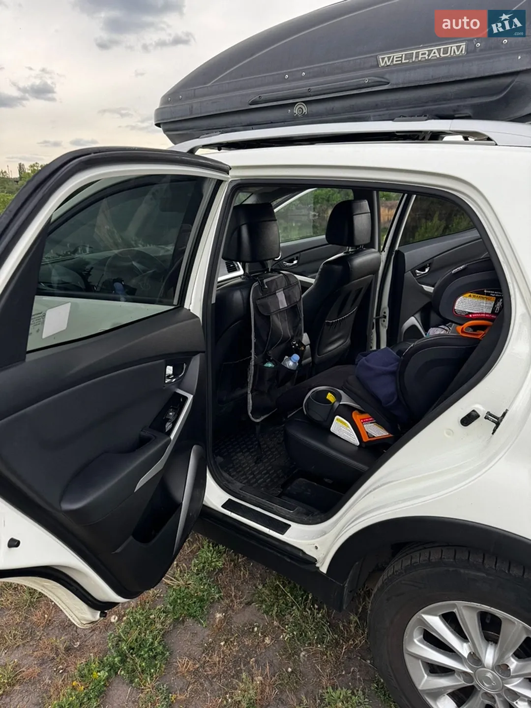2014 SsangYong Korando - мініатюра 12
