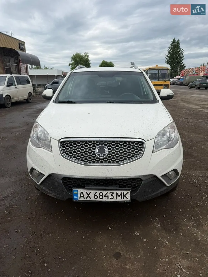 2014 SsangYong Korando - мініатюра 20