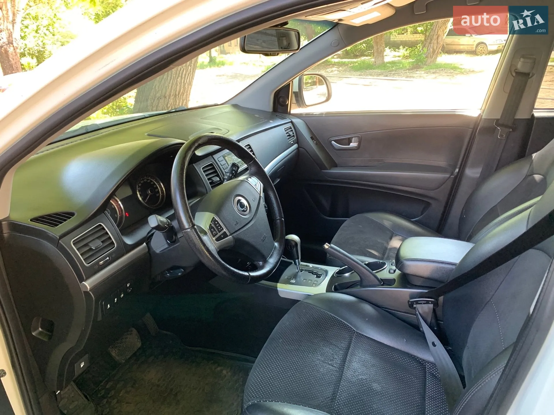 2011 SsangYong Korando - мініатюра 4