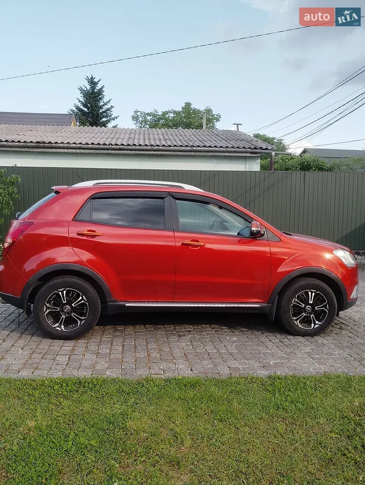 2012 SsangYong Korando - мініатюра 17