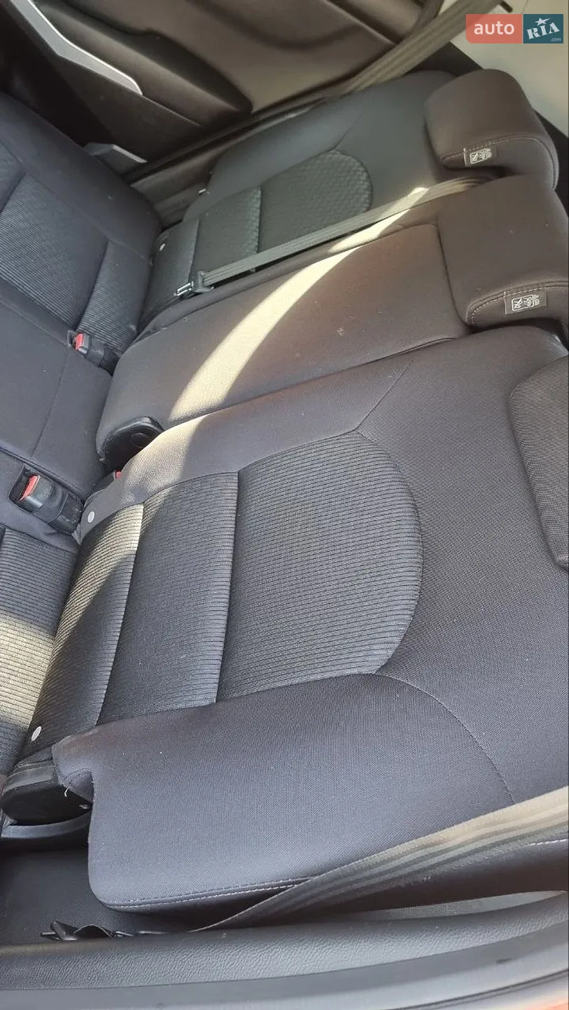 2014 SsangYong Korando - мініатюра 14