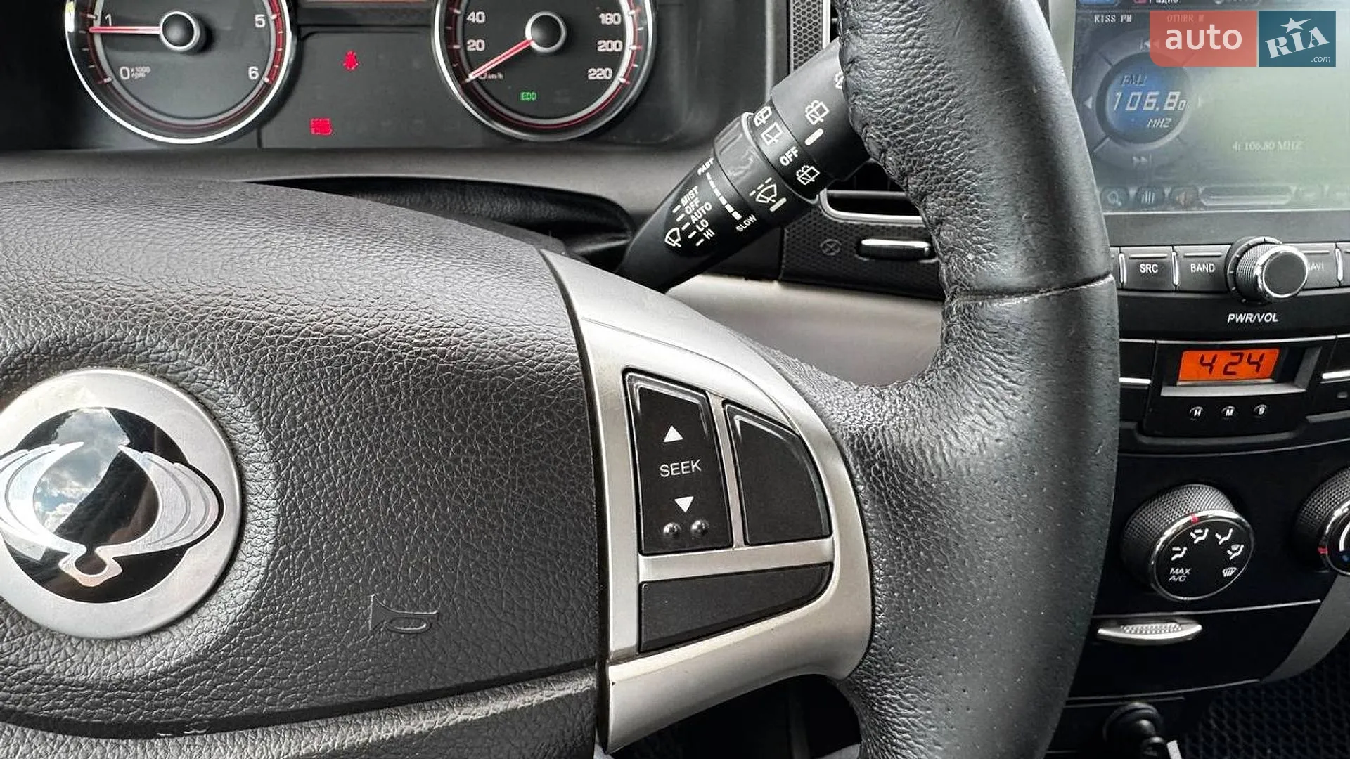 2011 SsangYong Korando - мініатюра 23