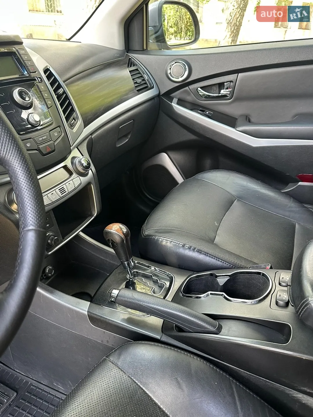 2013 SsangYong Korando - мініатюра 23