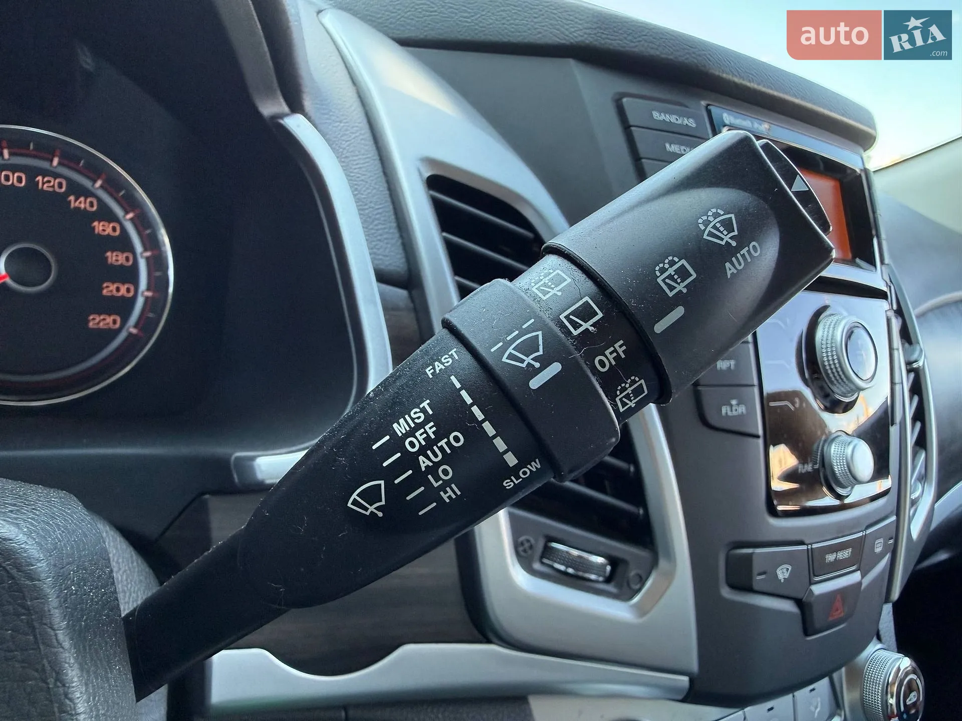 2014 SsangYong Korando - мініатюра 23