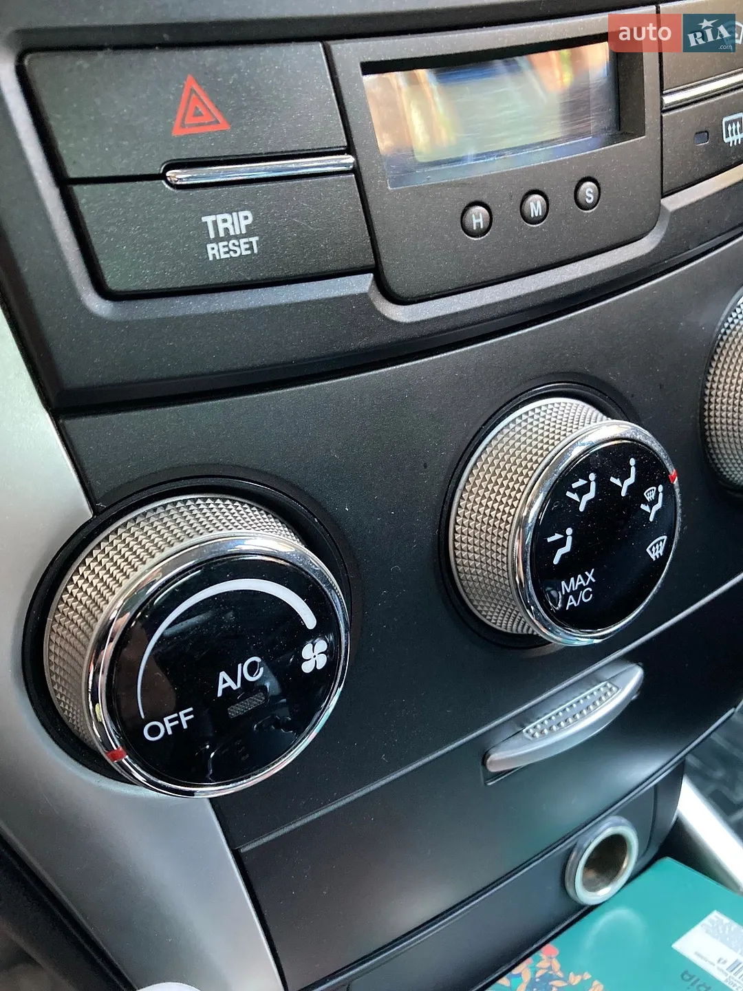 2012 SsangYong Korando - мініатюра 11