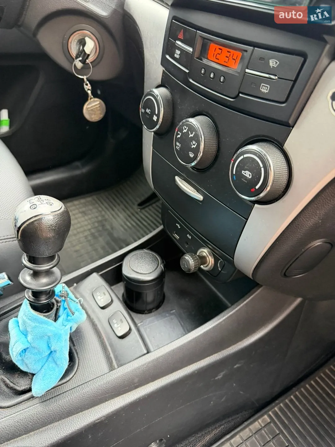 2011 SsangYong Korando - мініатюра 27