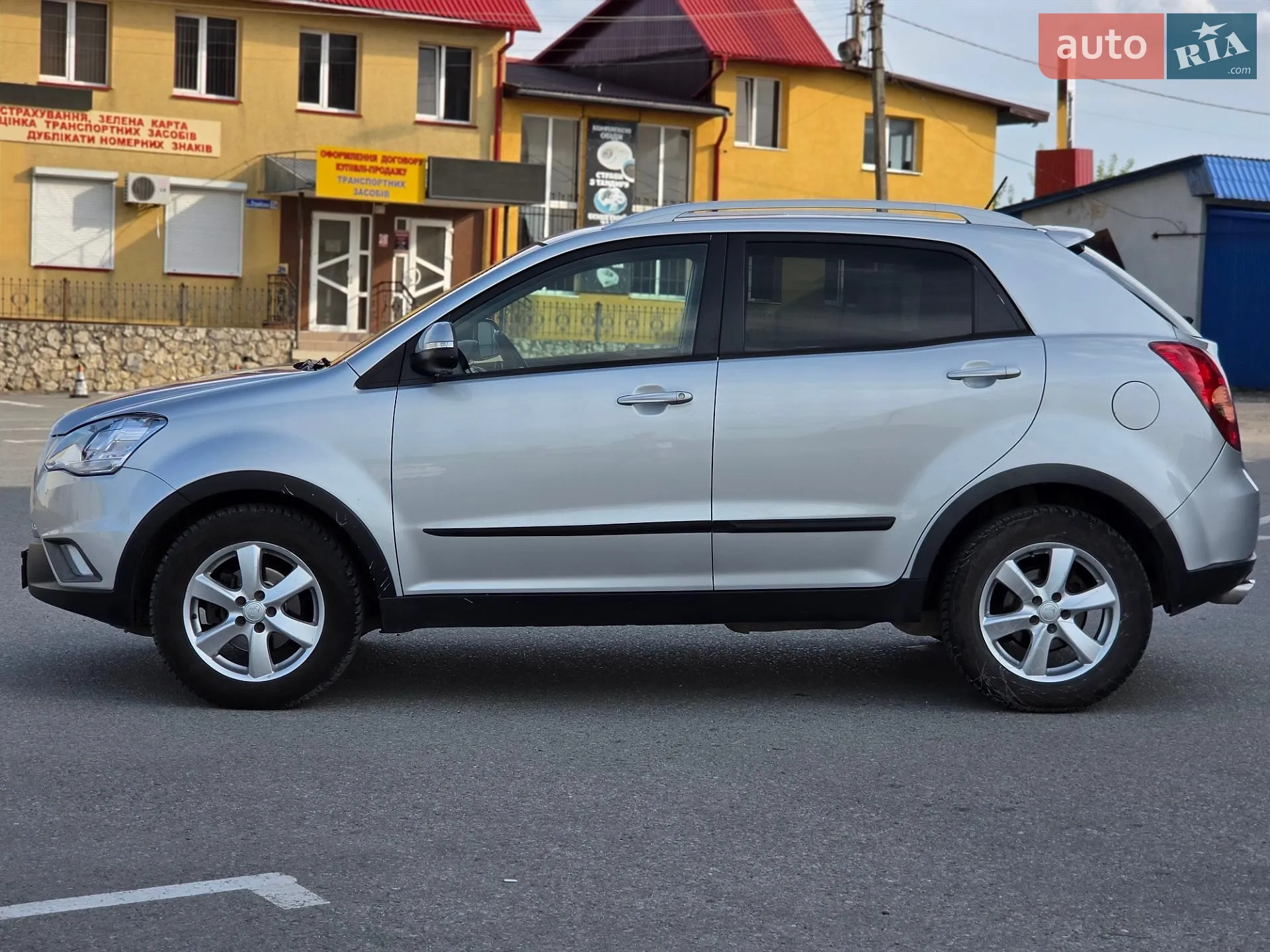 2012 SsangYong Korando - мініатюра 10