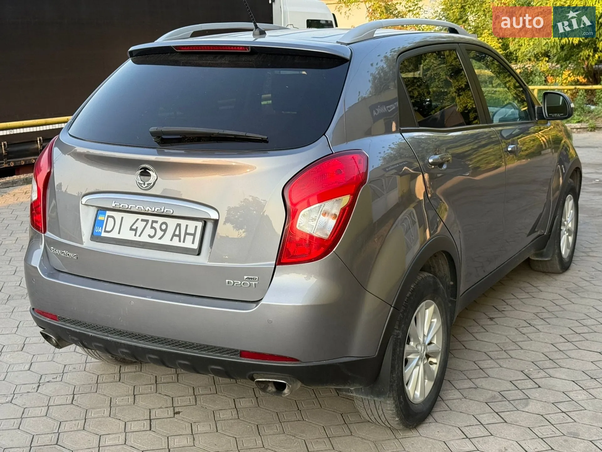 2014 SsangYong Korando - мініатюра 11