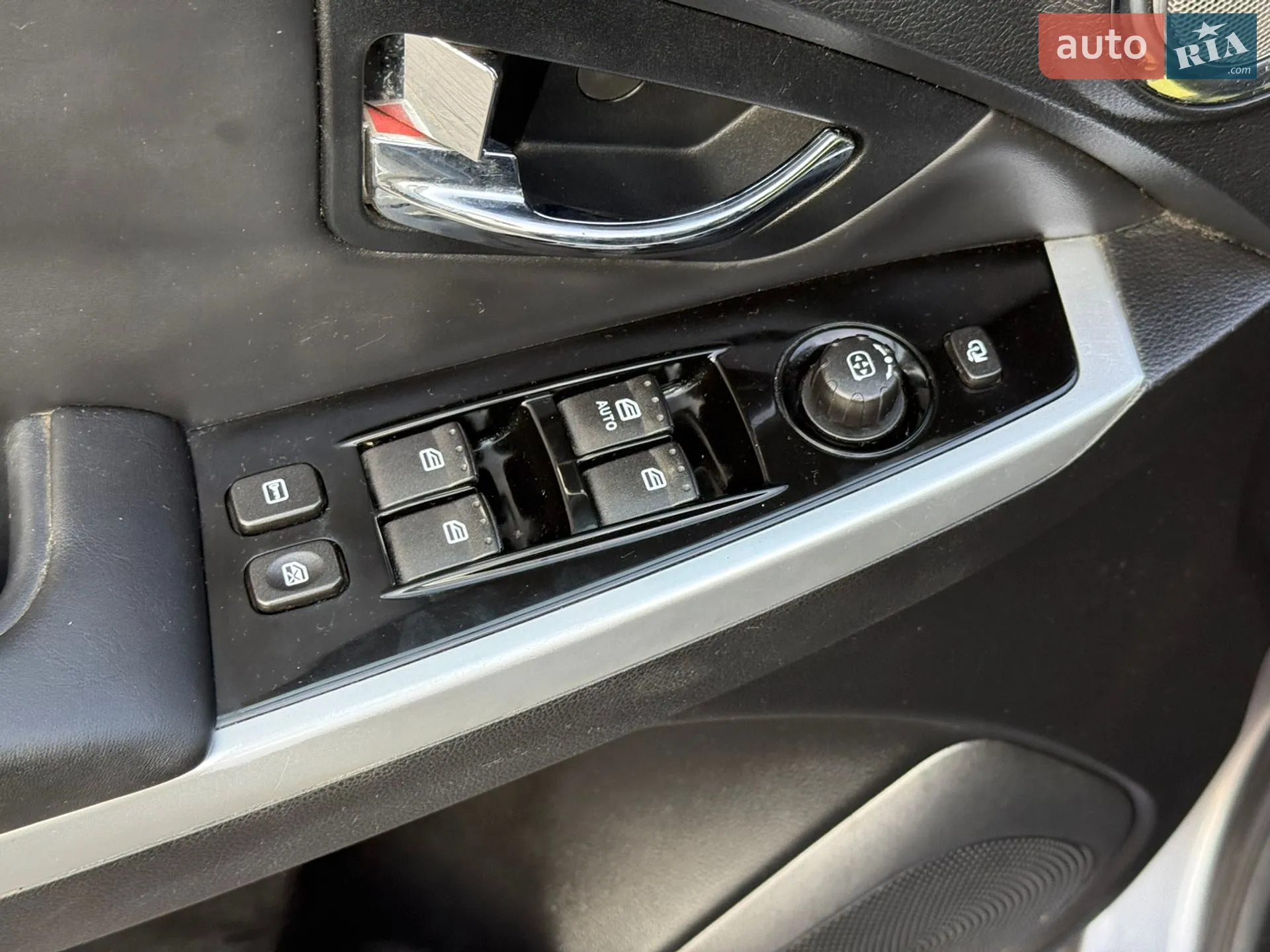 2014 SsangYong Korando - мініатюра 20