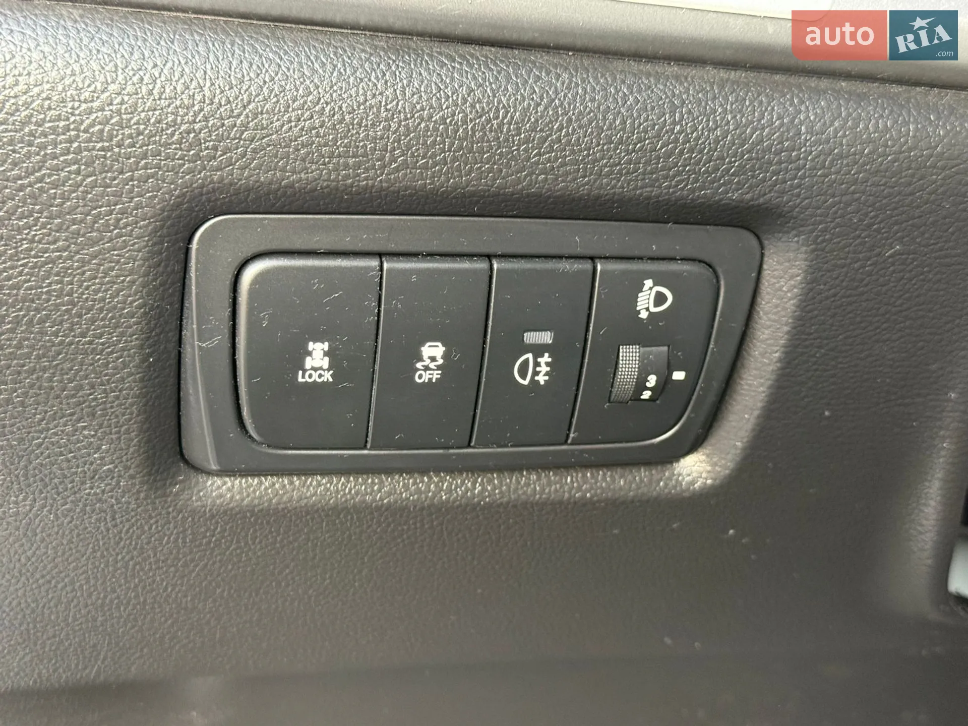 2014 SsangYong Korando - мініатюра 38